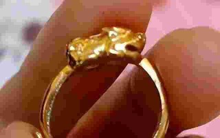 现在一个金戒指大概多少钱现在一个黄金戒指大概多少钱