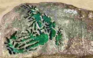 翡翠原石多少钱一克,翡翠原石多少钱一克啊