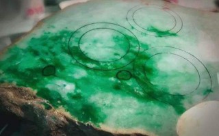 翡翠原石摆放图解,翡翠原石摆件图片大全集