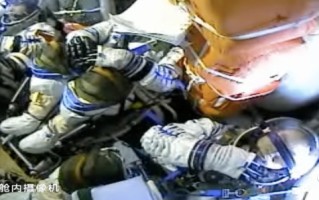 直播神舟十二号返回地球人员神舟12号返回地球直播回放