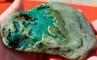 翡翠的颜色怎么形成,红绿色翡翠原石