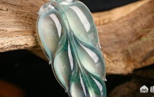 如何辨别真假翡翠，买到假的如何处理？