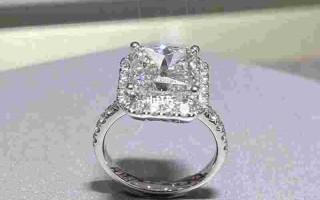 五克拉的钻石大概要多少钱呢,五克拉的钻石大概要多少钱