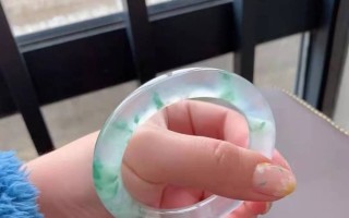美之韵家的翡翠手镯是真的吗世纪缘买的翡翠手镯靠谱吗