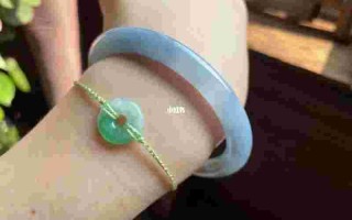 紫蓝罗飘绿翡翠手镯好吗值钱吗,紫蓝罗飘绿翡翠手镯好吗