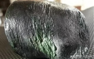 翡翠原石解石,翡翠原石的石筋