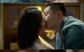 黄景瑜李沁北京春晚互动,黄景瑜李沁北京卫视春晚