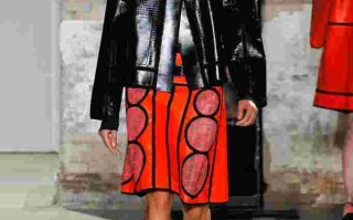 哈法爱拉曼黛莉rafaelamandelli黛莉施艾罗