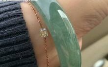 油青翡翠价格图片及价格油青翡翠价格图片