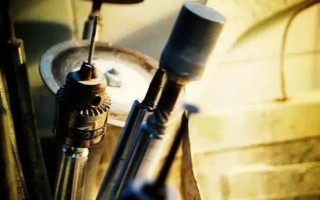 翡翠原石籽料切割技巧,翡翠籽料原石图片