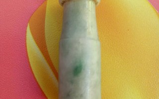 最值钱的老翡翠烟嘴图及价格,清代老翡翠烟嘴价格