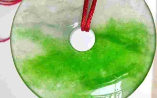 包含看直播买三十余件翡翠全是假货的词条