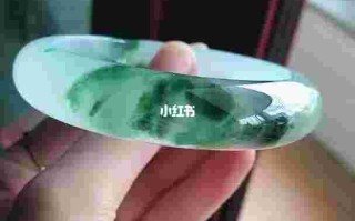 翡翠手镯哪个品种最好,帝王绿翡翠手镯价格多少