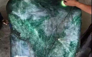 缅甸翡翠原石未经公盘流入中国的简单介绍