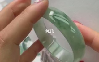 直播卖翡翠玉是真的吗翡翠手镯定制直播间