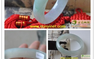 好看的翡翠手镯、来看看哦~~~