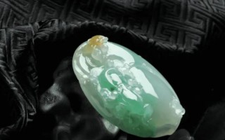 翡翠基础知识分享3万的糯种翡翠手镯