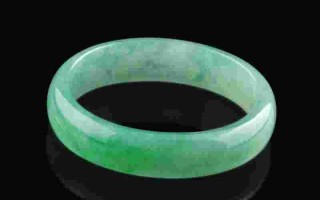 如何区别翡翠手镯真假怎样分辨翡翠手镯的真假