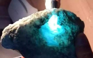 了解翡翠原石的方法翡翠原石的特点及图解