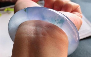 怎样验证翡翠手镯如何辨别银手镯是真是假