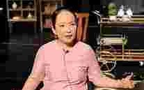 青岛大妈戴满金耳环是谁青岛大妈戴满金耳环