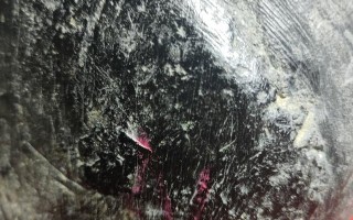 翡翠原石黑石头讲解翡翠原石刷黑油漆