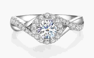 买钻戒定制好还是专柜好钻戒定制好还是买现货好