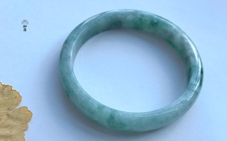 清翡翠手镯价钱,翡翠手镯及价格