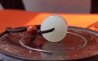 想要买一块和田玉平安扣，千元左右的预算，本人25岁男，有什么推荐吗？