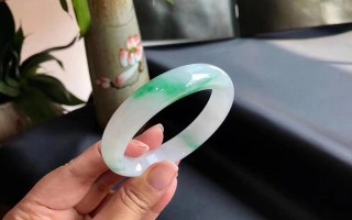 广卅资深律师翡翠资深知识带你了解翡翠知识