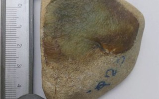 达马砍冰黄翡翠原石图片达马坎红翡原石