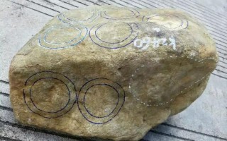 木娜翡翠原石皮厚,木那翡翠原石十句口诀