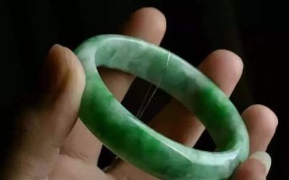 如何鉴定翡翠的好坏翡翠鉴定真假价格