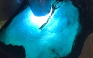 翡翠原石交易技巧求购翡翠原石