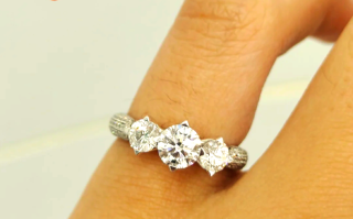 戴比尔斯旗下的钻石品牌,戴比尔斯钻石!钻石恒久远,,一颗永流传