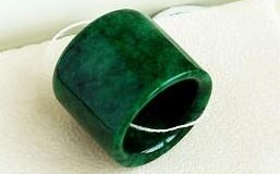 老坑冰种翡翠铁龙生翡翠价格图片