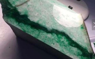 关于花都翡翠毛料原石的信息