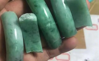 翡翠手镯摔裂预示什么,翡翠镯子裂了