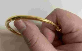 21克黄金实心手镯细不细50克黄金实心手镯很细