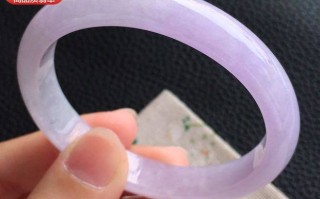 玉与翡翠有什么区别,哪个更好玉和翡翠哪个好,有什么区别