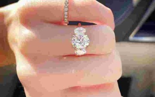 2022年钻戒款式2021钻戒时尚流行款图片