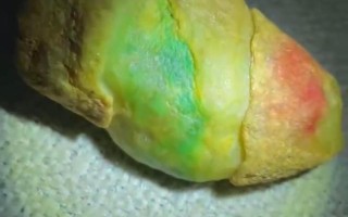 邳州翡翠矿场原石,翡翠原石要怎么养护