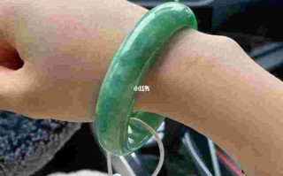 翡翠真假辨别方法与手镯的区别翡翠真假辨别方法与手镯