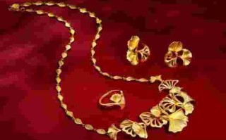 结婚三金一般要花多少钱黄金手镯买什么样式的好看结婚三金一般要花多少钱