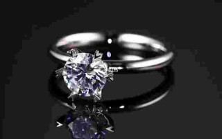 钻石恒久远下一句怎能形容爱情,钻石恒久远下一句