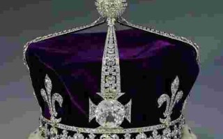 英国女王皇冠上的钻石有多大,英国女王皇冠上的钻石