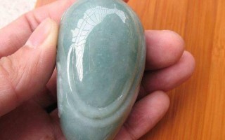 翡翠可以盘玩吗？