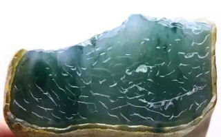 翡翠原石切石视频,翡翠原石切石现场