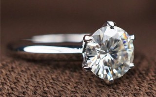 莫桑钻一般人看得出和钻石区别吗,莫桑钻一般人看得出和钻石区别吗图片