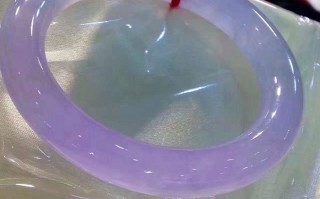 几十的翡翠手镯二十几岁戴什么翡翠手镯